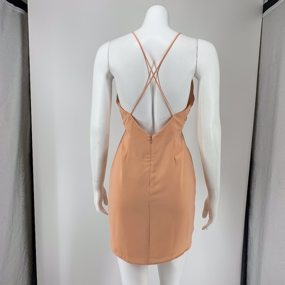 By The Way Vivian Deep V Dress - Picture 3 of 9